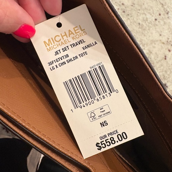 Michael Kors Jet Set Large Logo Shoulder Bag (Vanilla) - Picture 5 of 5